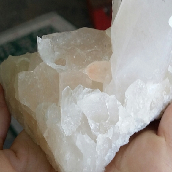 Quartz Crystal Cluster - Picture 3 of 4